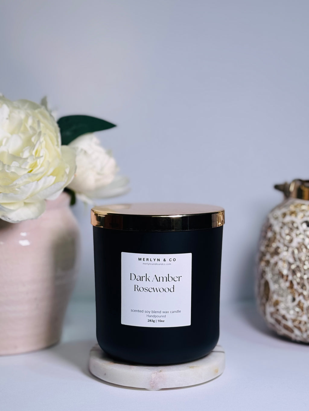 Dark Amber Rosewood- cotton wick 10 oz